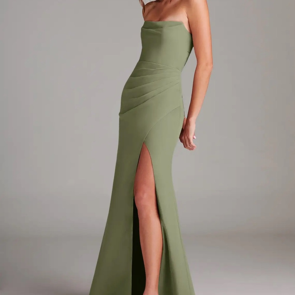 Azazie Leonis Pistachio Green Gown - Picture 6 of 9